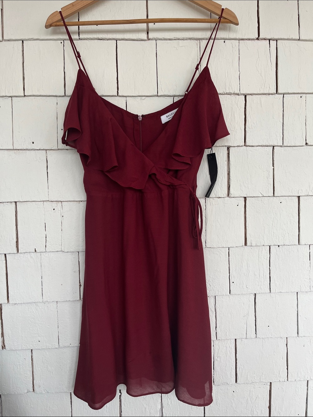 NWT Bailey/44 Burgundy Ruffle Style Wrap Top  Midi Dress Size Medium